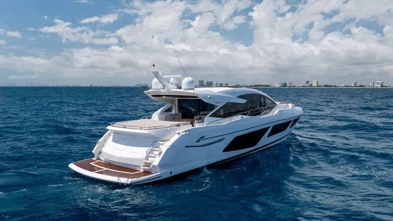 Slide: The Image of Sunseeker PREDATOR 74 XPS 2020 - 6052630