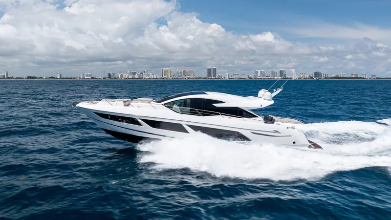 Slide: The Image of Sunseeker PREDATOR 74 XPS 2020 - 6052637