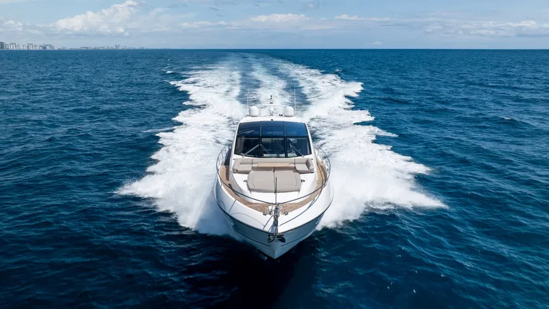 Slide: The Image of Sunseeker PREDATOR 74 XPS 2020 - 6052639