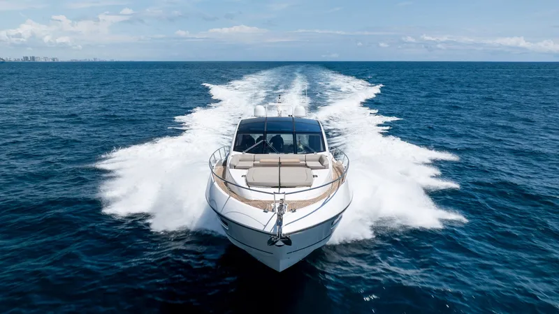 Slide: The Image of Sunseeker PREDATOR 74 XPS 2020 - 6052645