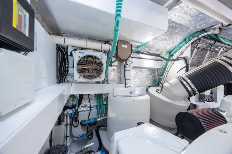 Slide: The Image of Sunseeker PREDATOR 74 XPS 2020 - 6052540