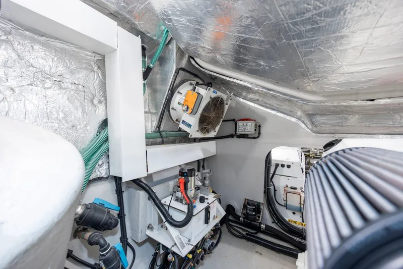 Slide: The Image of Sunseeker PREDATOR 74 XPS 2020 - 6052541