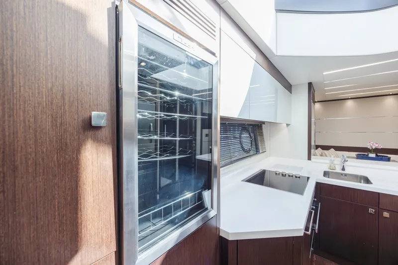 Slide: The Image of Sunseeker PREDATOR 74 XPS 2020 - 6052543