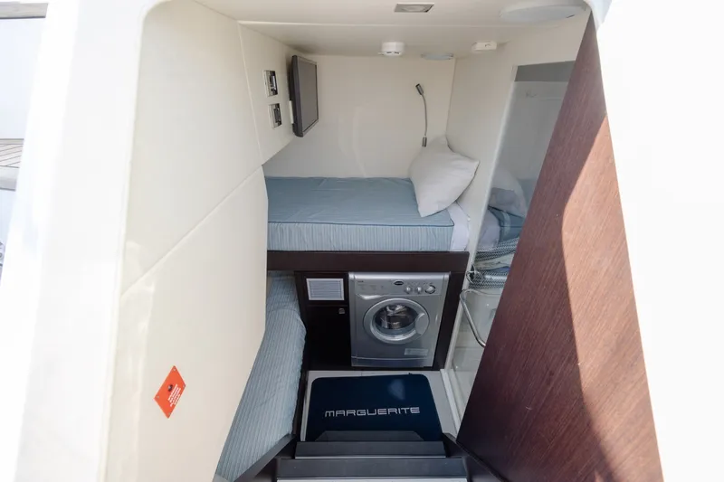 Slide: The Image of Sunseeker PREDATOR 74 XPS 2020 - 6052524