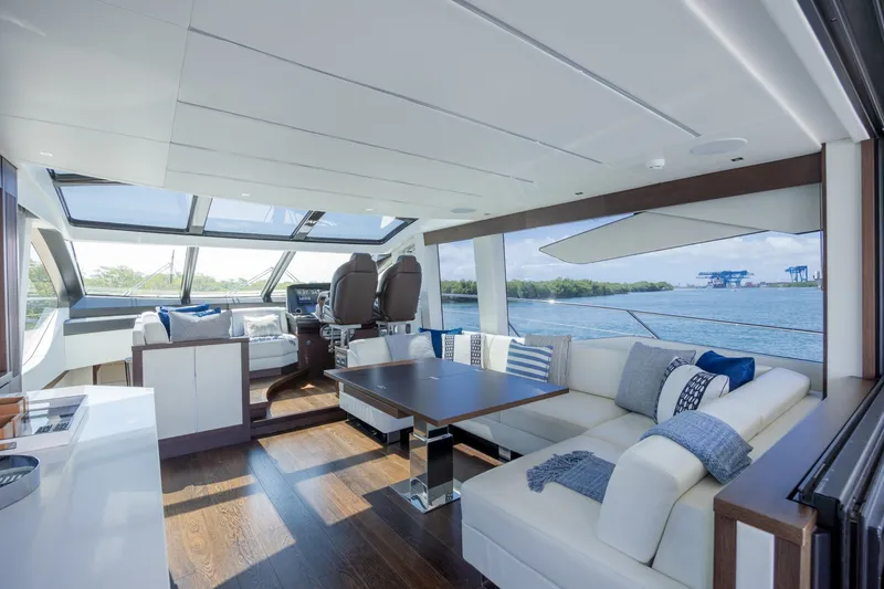 Slide: The Image of Sunseeker PREDATOR 74 XPS 2020 - 6052608