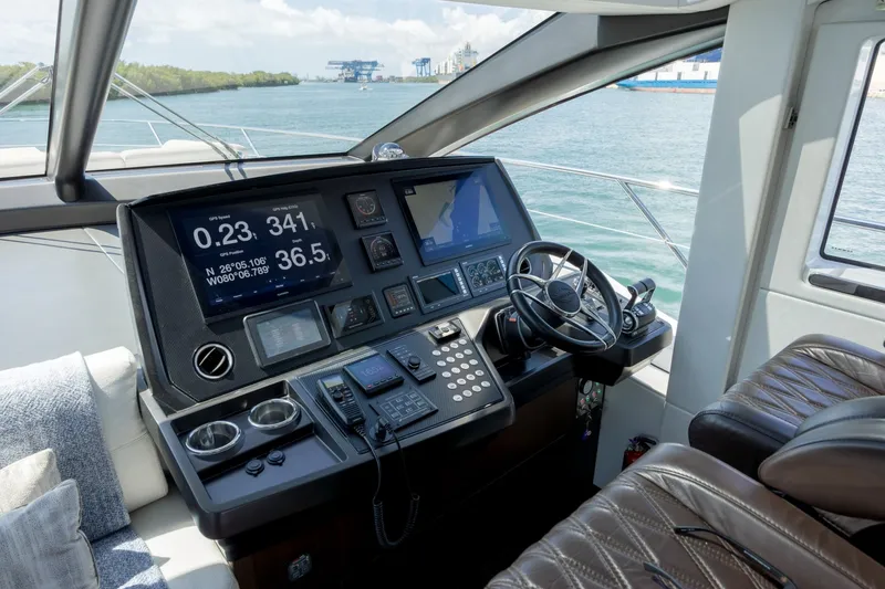 Slide: The Image of Sunseeker PREDATOR 74 XPS 2020 - 6052613