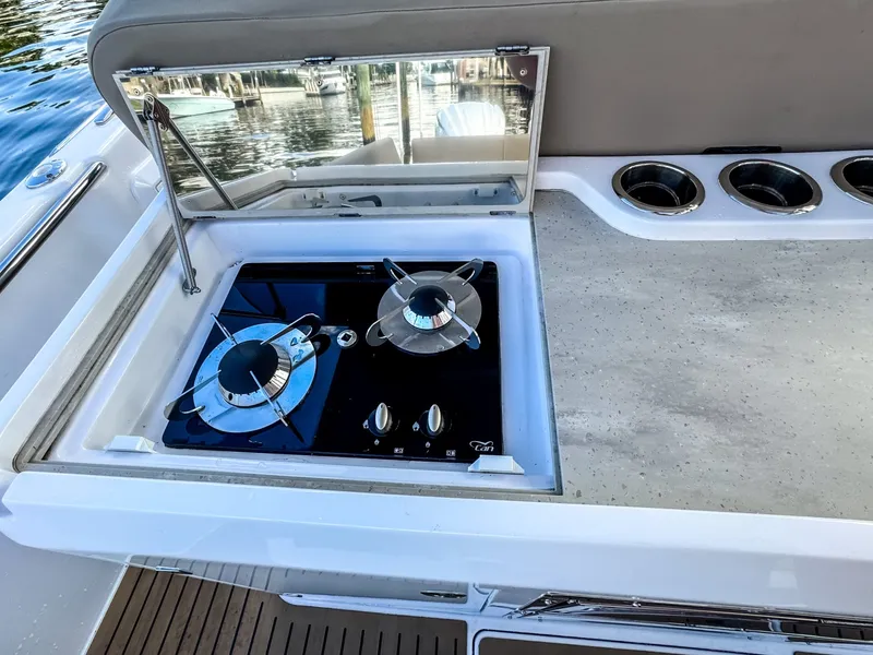 Slide: The Image of Other Sterk 31 2024 - 6052081