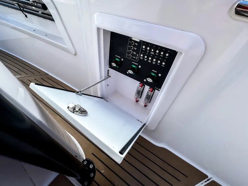 Slide: The Image of Other Sterk 31 2024 - 6052086