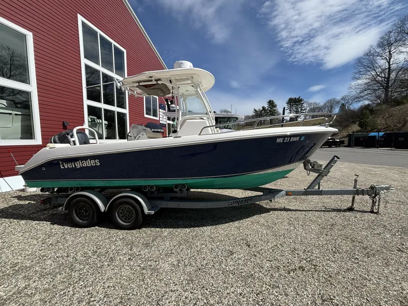 The Image of Everglades Everglades 230 CC 2011 - 6052143