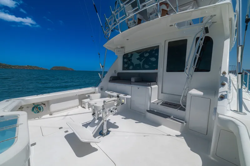 Slide: The Image of 2005 Viking 61 Convertible Cockpit - 6115451