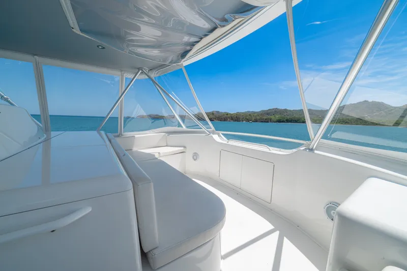 Slide: The Image of 2005 Viking 61 Convertible Flybridge - 6115850