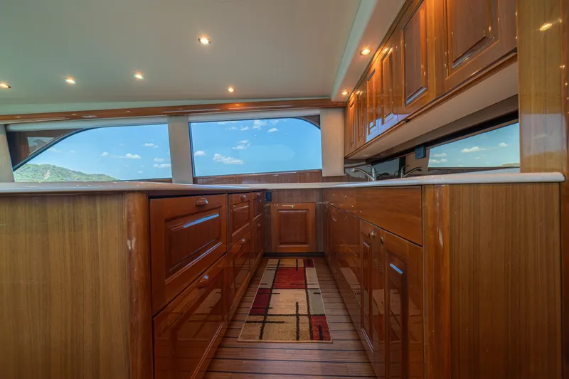 Slide: The Image of 2005 Viking 61 Convertible Galley - 6115461