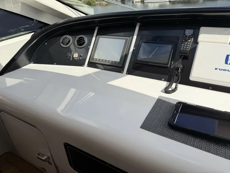 Slide: The Image of Mangusta 72 2004 - 6052273