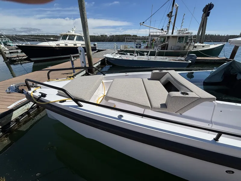 Slide: The Image of Axopar 37XC Cross Cabin 2023 - 6052225