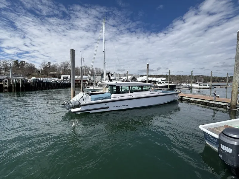 Slide: The Image of Axopar 37XC Cross Cabin 2023 - 6052255