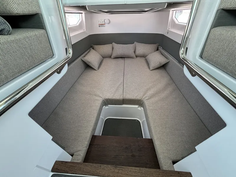 Slide: The Image of Axopar 37XC Cross Cabin 2023 - 6052220