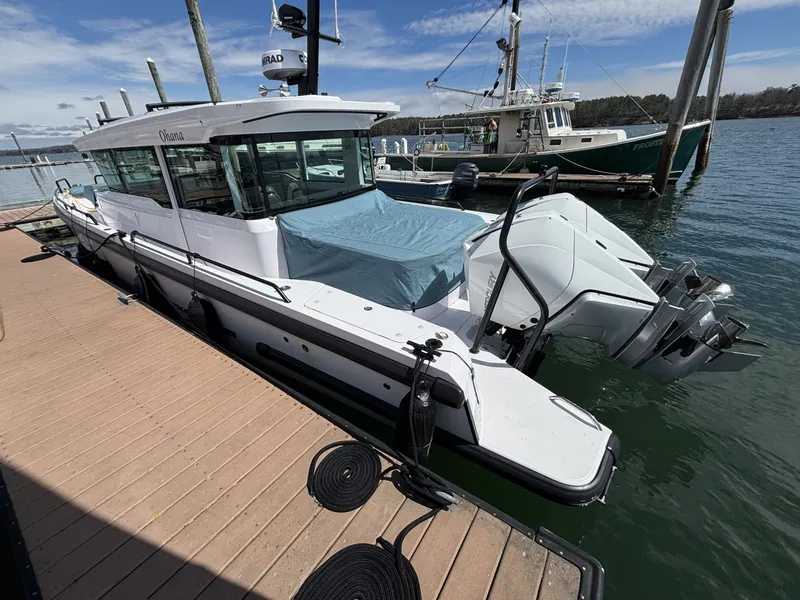 Slide: The Image of Axopar 37XC Cross Cabin 2023 - 6052259