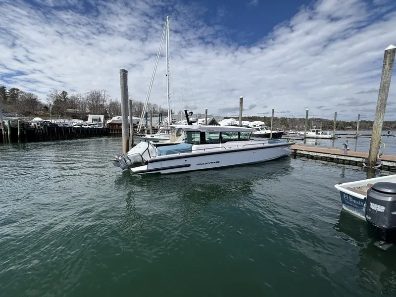 Slide: The Image of Axopar 37XC Cross Cabin 2023 - 6052254