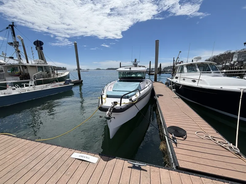 Slide: The Image of Axopar 37XC Cross Cabin 2023 - 6052251