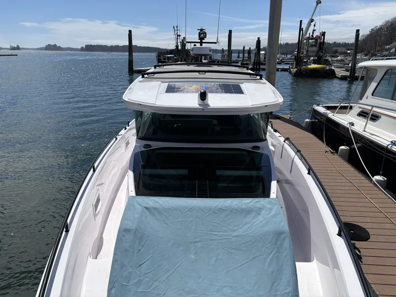 Slide: The Image of Axopar 37XC Cross Cabin 2023 - 6052274