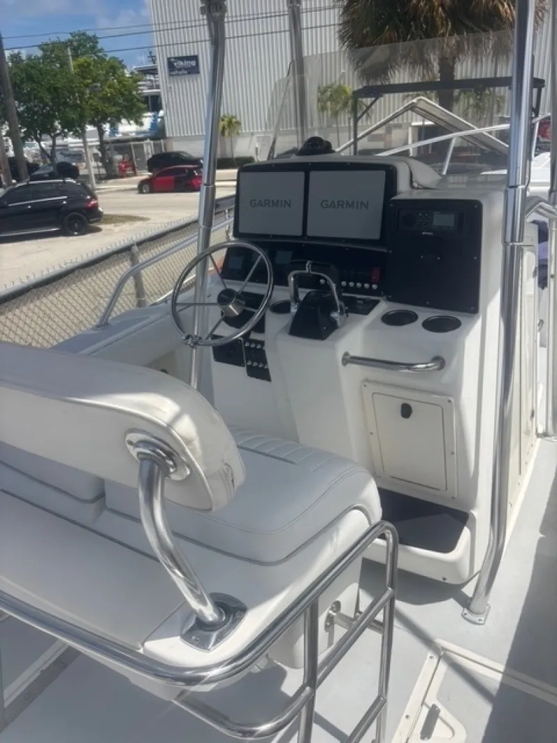 Slide: The Image of Boston Whaler 26 Outrage 2001 - 6052721