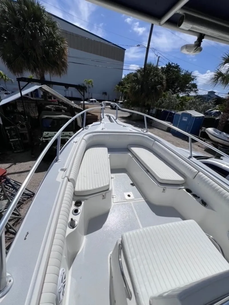 Slide: The Image of Boston Whaler 26 Outrage 2001 - 6052724