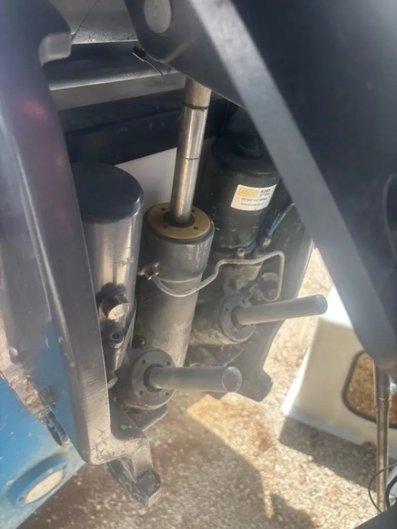 Slide: The Image of Boston Whaler 26 Outrage 2001 - 6052726