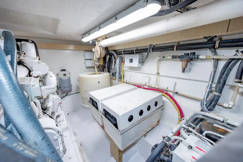 Slide: The Image of Hatteras 50 Convertible 2000 - 6052427