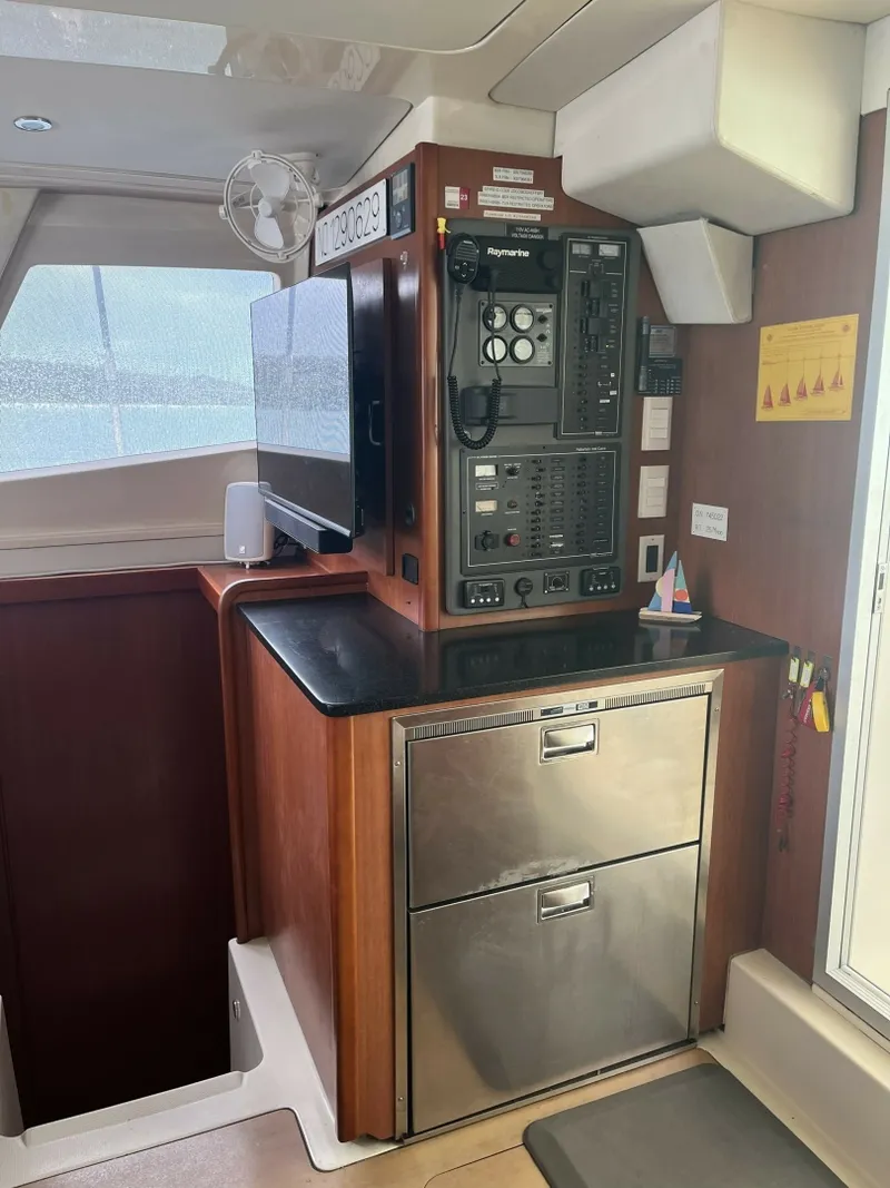 Slide: The Image of Leopard 44 2012 - 6052699