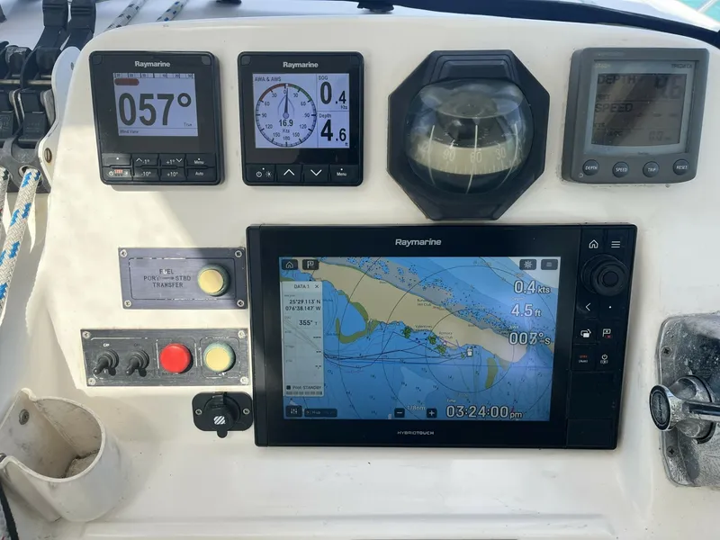 Slide: The Image of Leopard 44 2012 - 6052705