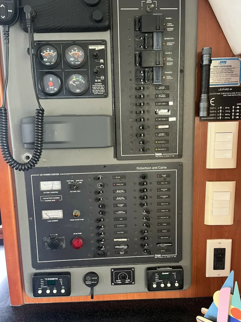 Slide: The Image of Leopard 44 2012 - 6052698