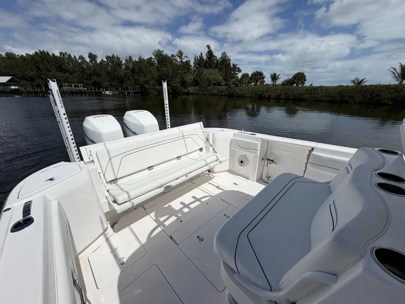 Slide: The Image of Intrepid 345 Nomad FE 2021 - 6052935