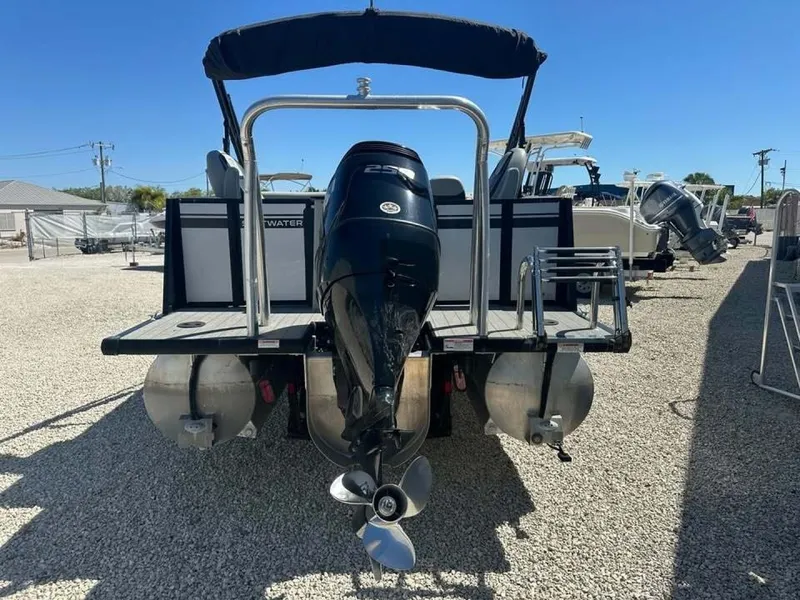 Slide: The Image of Custom Viaggio Lago X-R 22 2023 - 6053001