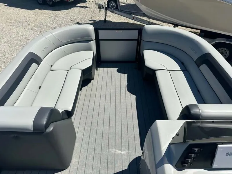 Slide: The Image of Custom Viaggio Lago X-R 22 2023 - 6052997