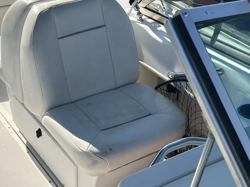 Slide: The Image of Boston Whaler 18 Ventura Bowrider 2000 - 6053404
