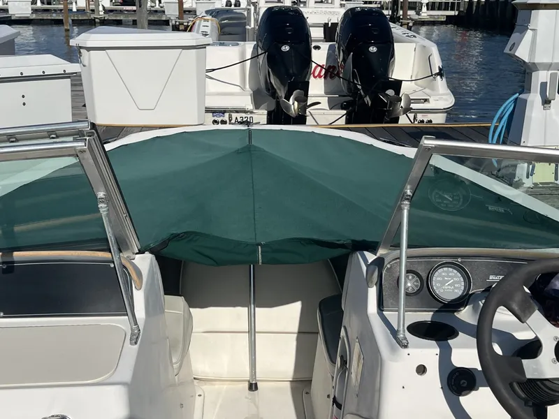 Slide: The Image of Boston Whaler 18 Ventura Bowrider 2000 - 6053374