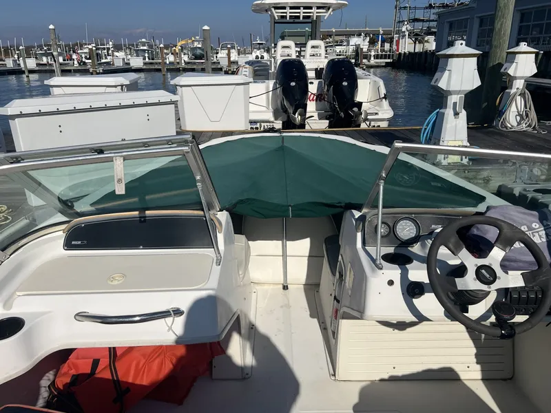 Slide: The Image of Boston Whaler 18 Ventura Bowrider 2000 - 6053376