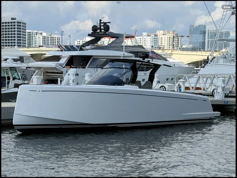 Slide: The Image of Pardo 38 2023 - 6053184