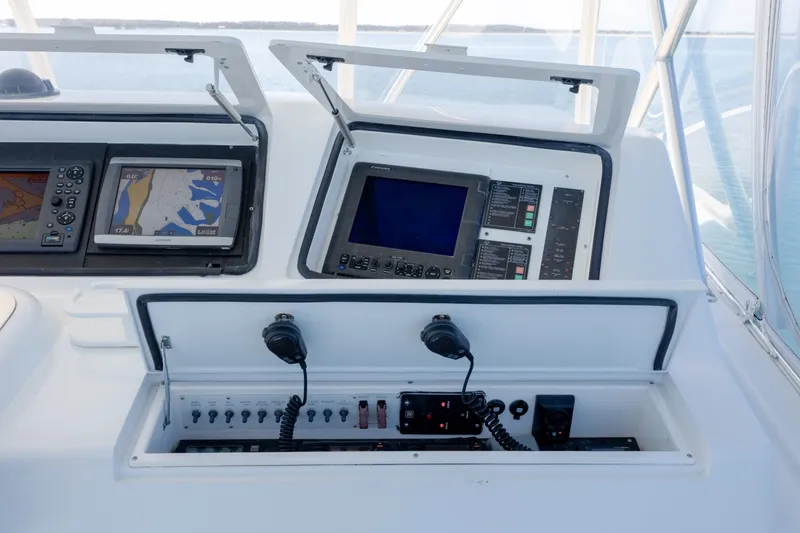 Slide: The Image of Viking 55 Convertible 2000 - 6053317