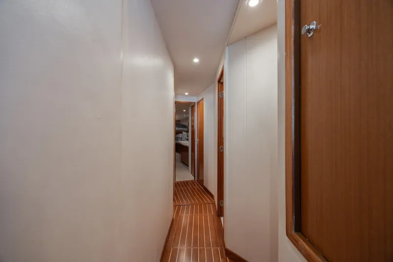 Slide: The Image of Viking 55 Convertible 2000 - 6053219