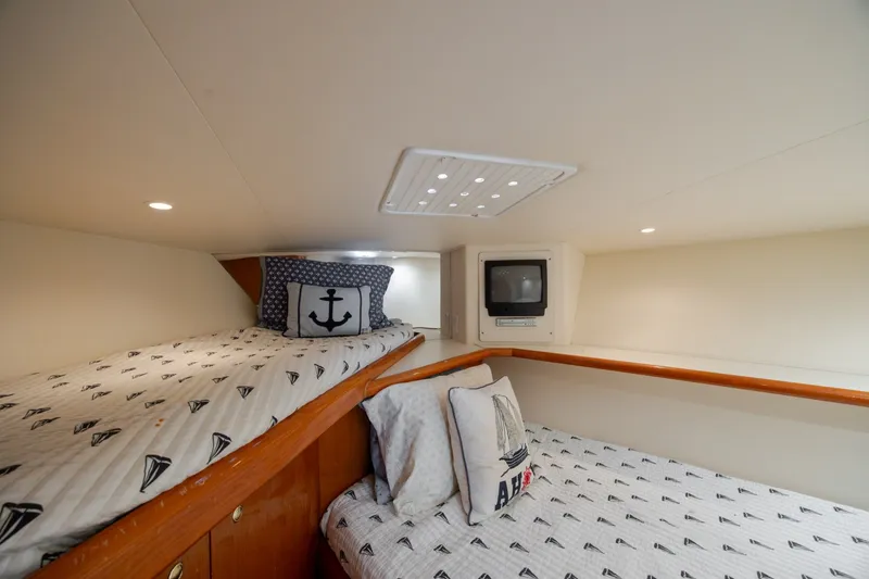 Slide: The Image of Viking 55 Convertible 2000 - 6053250