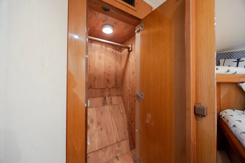 Slide: The Image of Viking 55 Convertible 2000 - 6053255