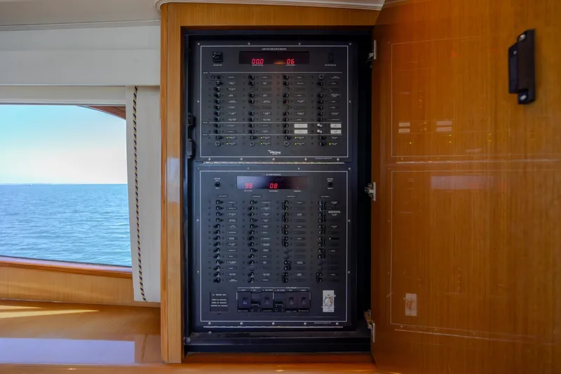 Slide: The Image of Viking 55 Convertible 2000 - 6053283