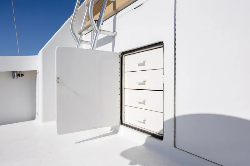 Slide: The Image of Viking 55 Convertible 2000 - 6053301