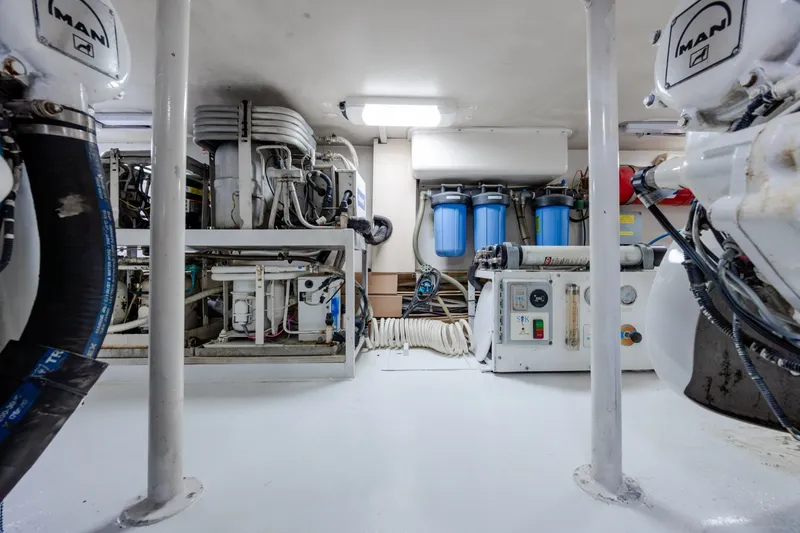 Slide: The Image of Viking 55 Convertible 2000 - 6053198