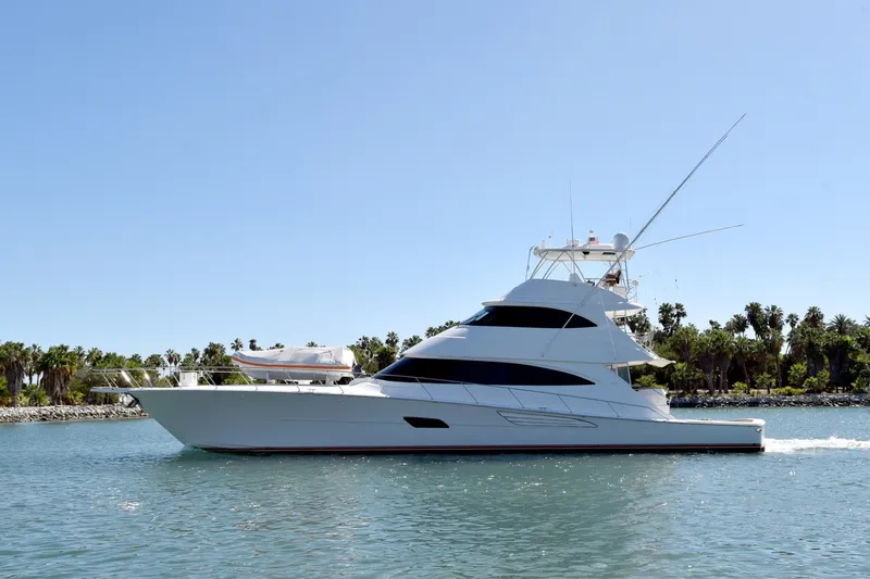 The Image of 2024 Viking 90 Skybridge - PRIMETIME - 6083376