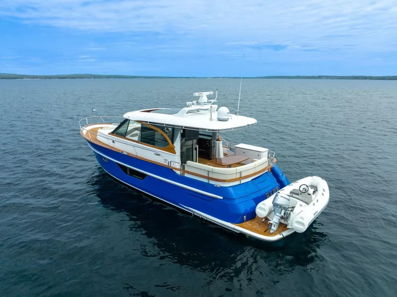 Slide: The Image of Burger 48 CUSTOM 2019 - 6053454