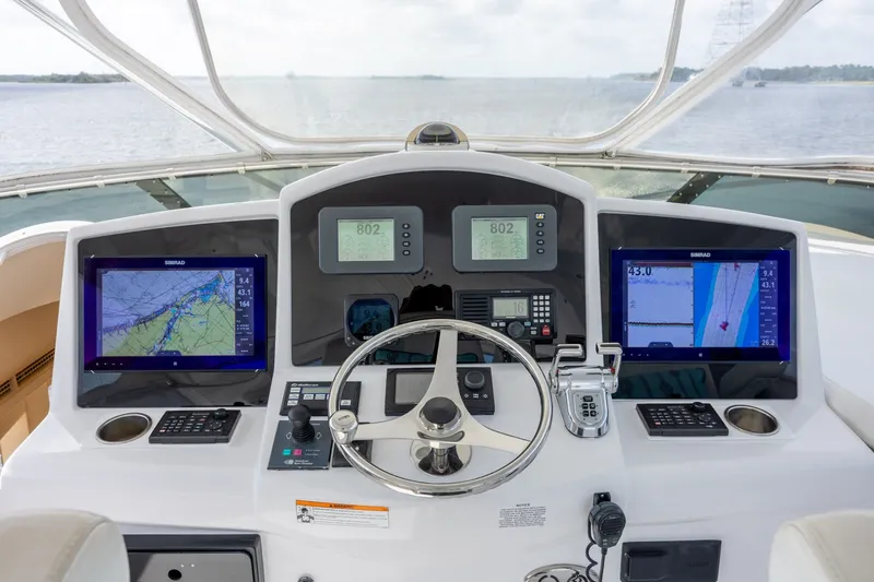 Slide: The Image of Hatteras Motor Yacht 2008 - 6224271