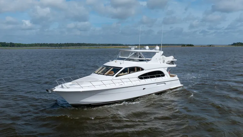 Slide: The Image of Hatteras Motor Yacht 2008 - 6224282