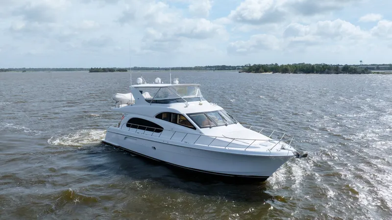 Slide: The Image of Hatteras Motor Yacht 2008 - 6224286